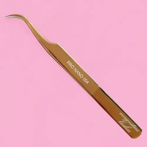 PRO NANO 004 - pęseta dla najbardziej wymagających stylistkach rzęs - Magnitica Lashes.webp