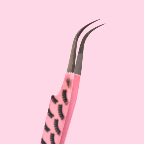 _Pink Lashes.png